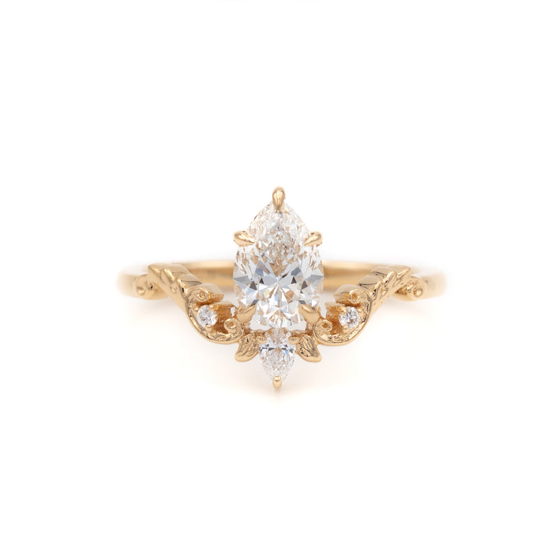 Fleurette Ring